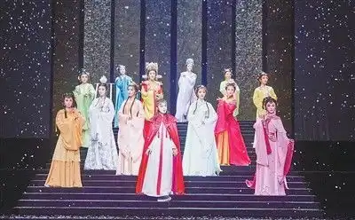 越剧我的大观园得失尽在我
