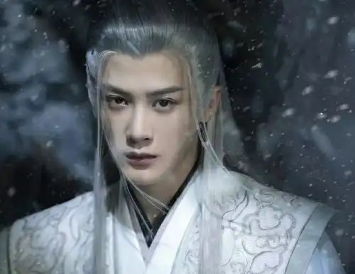 长相思热度最快破30000,杨紫一出手就是王炸,连带3男主飞升