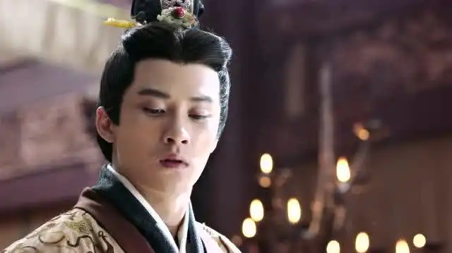 三国机密曹操一辈子不愿做的事曹丕却敢做
