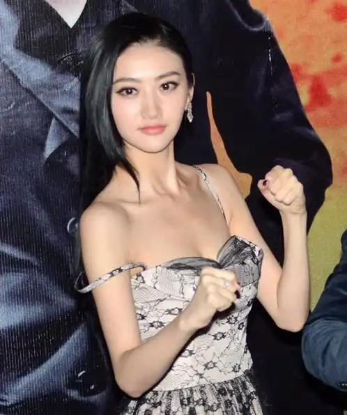 景甜最想删掉的4张照片,网友终于知道为什么不红了