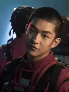 从寸头的刘启,到温文尔雅的五阿哥,再到到满是心机的影子长安