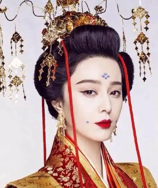 看射雕英雄传和天龙八部,发现郭靖和乔峰都是黄日华演的