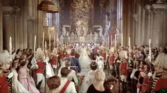 秋光缱绻,走入茜茜公主的古老帝国东欧随记
