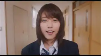 清新昭和颜秒杀网红脸这样化妆,才能让你摆脱年底派对撞脸尴尬
