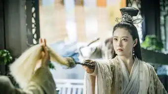 长大后我就成了你周芷若成灭绝,紫薇成夏雨荷,而许仙集齐三代