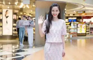 杨颖与朱一龙新戏剧照曝光,网友感慨这身高怎么看都不到168
