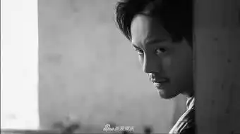 橙红年代曝特辑陈伟霆在剧中帅气的表现令粉丝超期待2