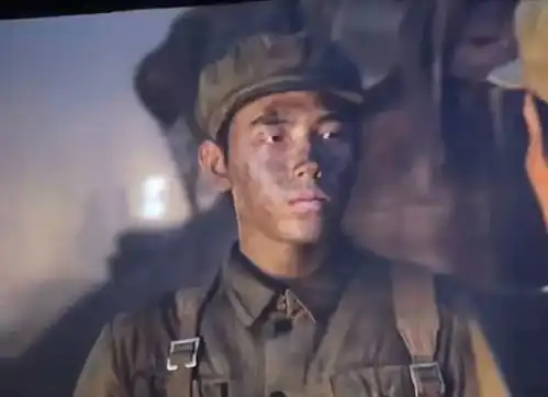 笑掉大牙首日票房仅4686万,这部耗资30亿的抗战大片被骂惨了
