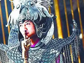 谢霆锋缺席惹怒陈红主动认错
