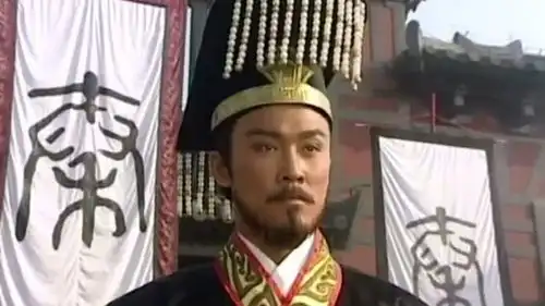 秦始皇焚书坑儒竟然是为了此人
