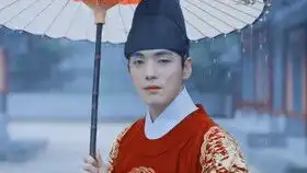 哲仁王后58看着媳妇在雨中翩翩起舞哈哈哈哲宗你已经爱上王后了哈哈哈
