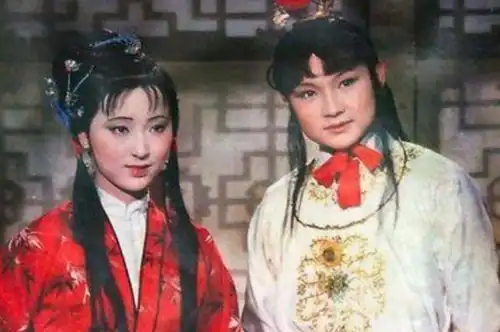袭人和贾宝玉好了几年,为何不见怀孕林黛玉的玩笑话道出了真相
