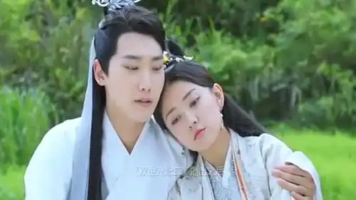 双世宠妃2墨奕怀继承皇位,墨连城小檀回到现代,过上小资生活