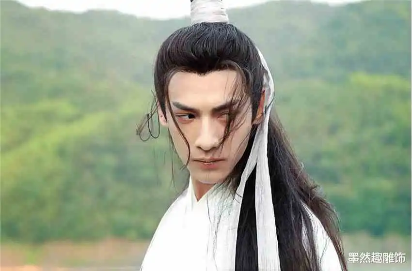 月上重火预告,因1点受网友吐槽,离开杨紫的罗云熙会火吗
