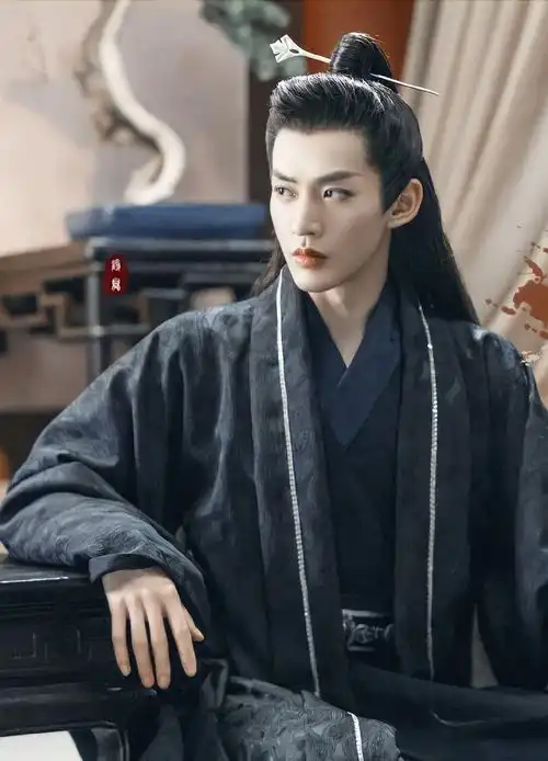 我可以申请只看遇龙的罗酆阁主吗这是一张藏不住的男主脸
