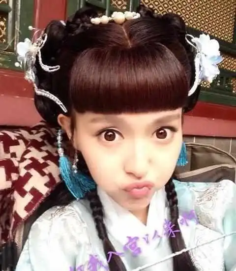 8位嘟嘟嘴的古装美人,戚薇搞笑唐嫣上榜,被赵丽颖萌化了
