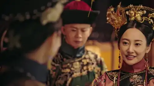 如懿传五阿哥困倦想要休息,不料愉妃被拦住喝酒