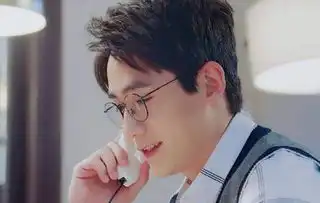 朱一龙否认恋情,镇魂女孩的居老师没有变
