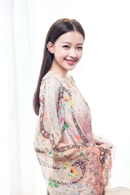 孙怡与董子健结婚四年不举办婚礼被质疑,女方节目中自曝原因