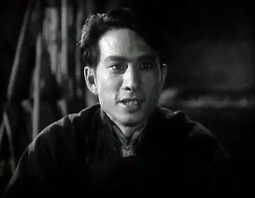 美男子冯喆的悲剧人生49岁死因成谜,妻子不与他合葬