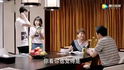 浪花一朵朵妈妈让二白去当侦查员,飞宝宝嘲笑什么时候懂狗语了
