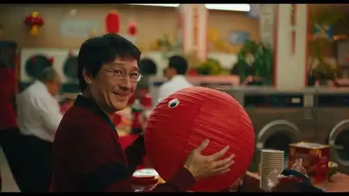 绚丽与匮乏瞬息全宇宙如何表现了过剩时代的存在主义危机