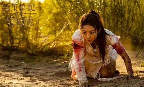 赵丽颖成长史中专毕业后当销售,凭借新还珠格格崭露头角
