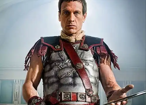 1分钟盘点斯巴达克斯系列中,谁才是真正的战神
