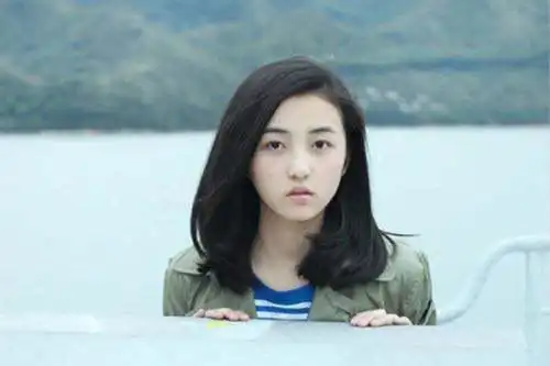 张子枫穿衣很舒适,她穿搭有什么特点吗