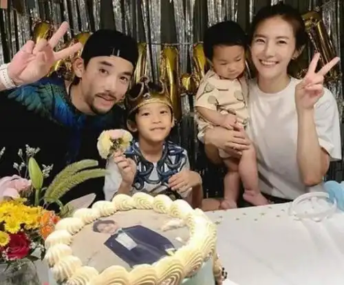 放羊的星星过去14年,林志颖容颜不老,夏之星美到认不出
