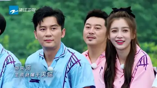 李荣浩,周深,汪苏泷坐阵奔跑吧兄弟,歌曲燃爆全场
