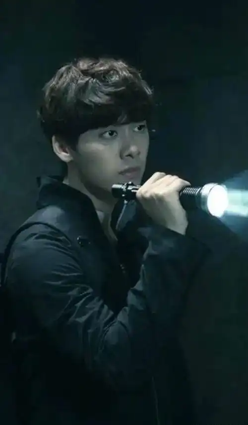 成毅剧照李易峰