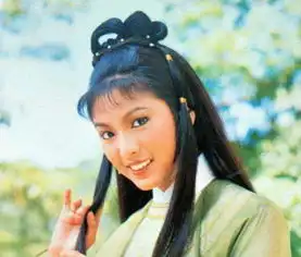 郭靖黄蓉再同框73岁白彪胡子花白,64岁米雪却驻颜有术
