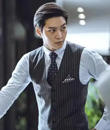 夏有乔木雅望天堂愿天堂没有这样的青春,流着眼泪鼓掌