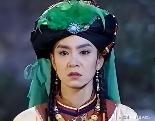 书剑恩仇录六版霍青桐大pk,谁是你心中的翠羽黄衫
