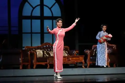 昨夜,珠海日月贝的这一幕感动全城
