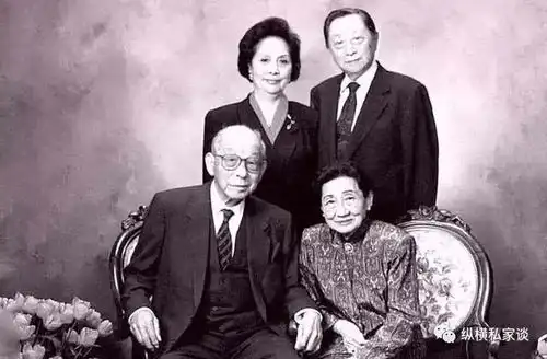 少帅张学良东北王老爹被日本人炸死,为了联共抗日兵谏蒋介石
