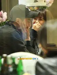 那年冬天赵寅成豪宅曝光给父母买房显孝心图