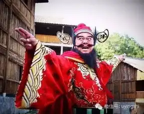 他是演艺圈的专业人士,警察法医律师无所不能