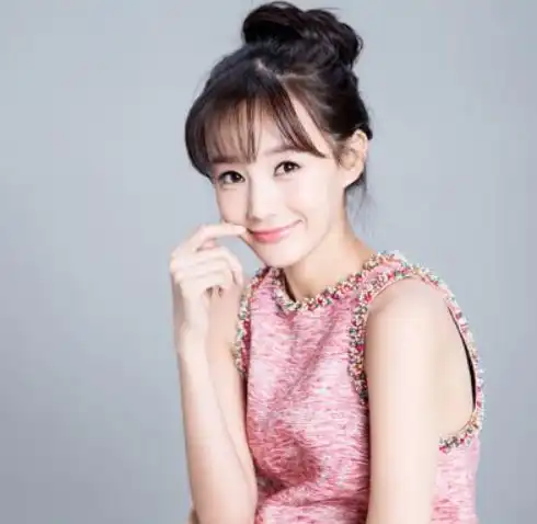 她是赵丽颖的替身,颜值高演技好,现在成功逆袭成女一号
