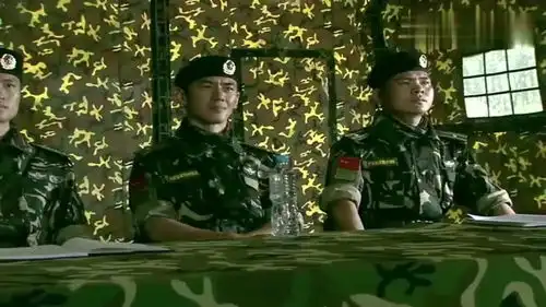 我是特种兵老高提问,不料鸵鸟的回答太逗,喝进去的水都喷了