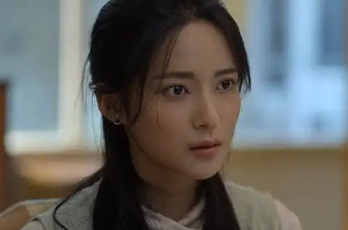 乔家的儿女二强比陈俊良可靠,小茉为何要背叛他跟钱无关