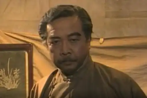 85版四世同堂演员今昔照,三位女演员实在抢眼,可惜多位老戏骨已去世