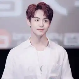 年度最帅场工马天宇现身悲伤逆流成河剧组
