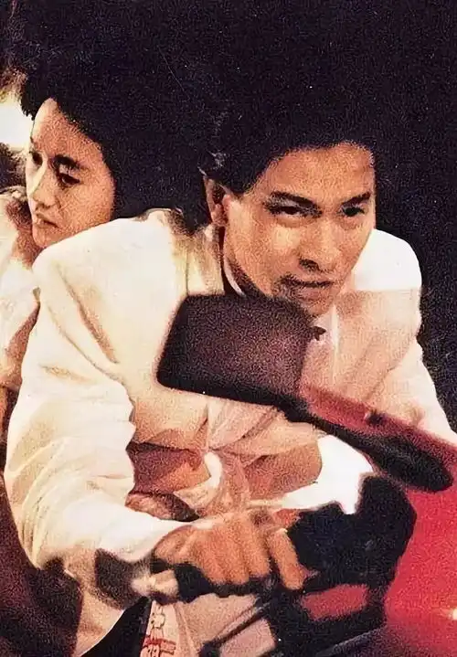 集顶配周冬雨和高配汤唯于一身,她是经典女神里的初代高级脸
