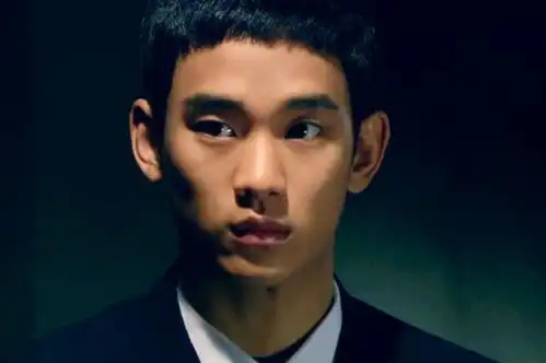 金秀贤承认整容各时期剧照曝光看男神是如何养成的
