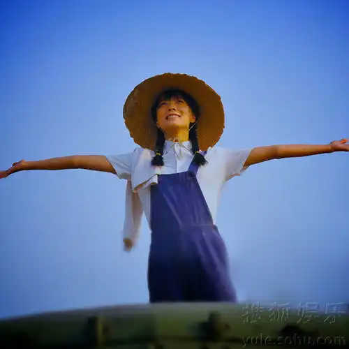 王珞丹山楂树之恋催泪剧照堪比电影海报
