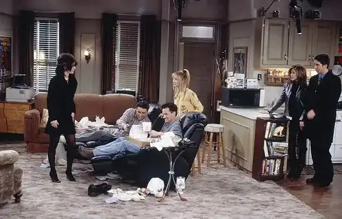 老友记完结后首次完整重聚,给你一个埋了30年的大瓜