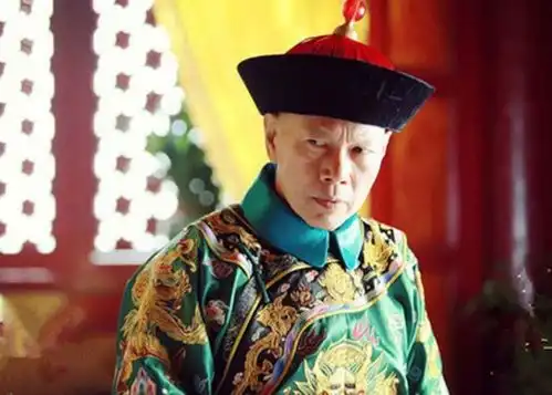 李莲英墓在北京被找到,报废了三个铁锤才打开,棺中景象不寒而栗