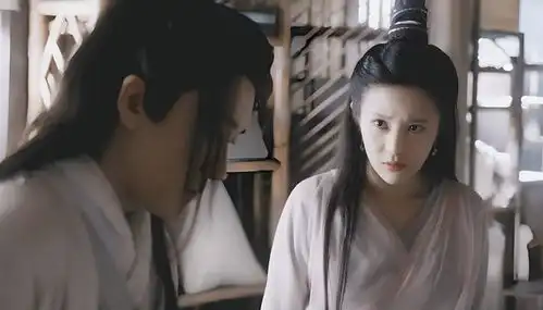 为何纪晓芙会爱上杨逍,人到中年才懂,你看小龙女对杨过说过什么
